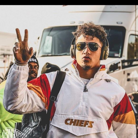 Meet your Posher, Amber - Picture 1 of 1